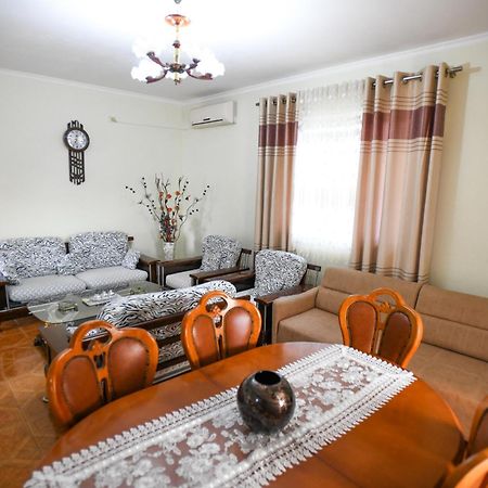 Apartment Darlin Berat Exterior photo