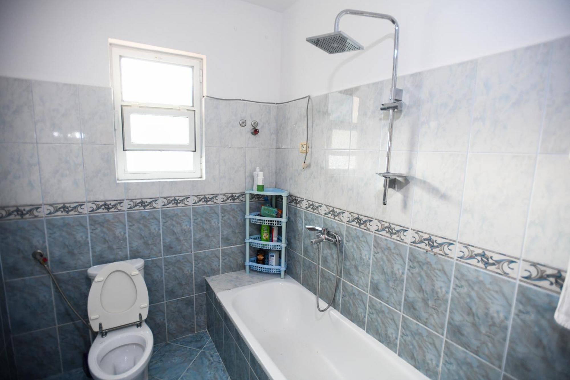 Apartment Darlin Berat Exterior photo
